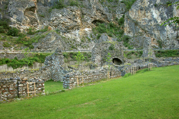 Northern Dormitory, ruins