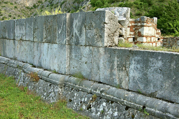 Nave, Southern Wall