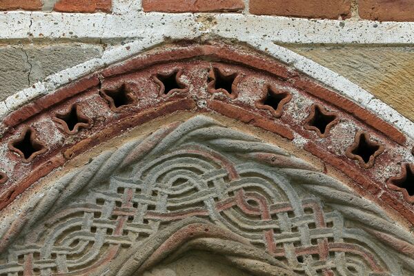 Bifora of the Altar Apse with a Representation of the Fight of Samson with the Lion (?), detail