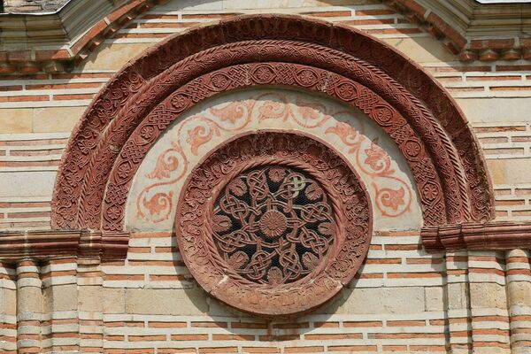 Archivolt and Rosette on the South Wall of the Narthex