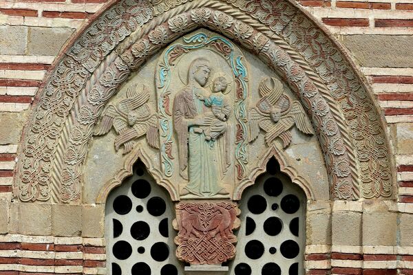 Bifora of the South Wall of the Narthex, detail