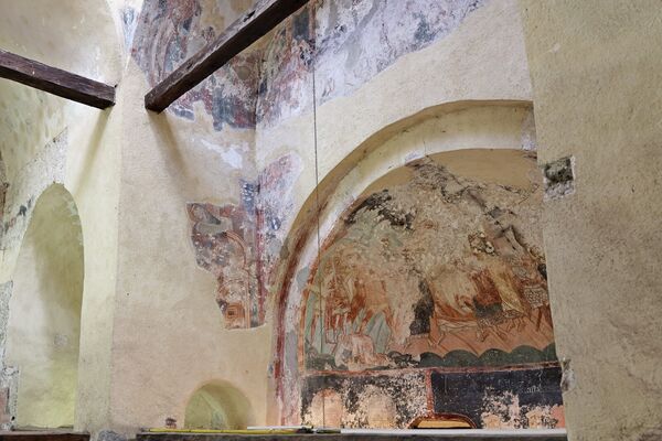 Painting in the southeastern part of the nave