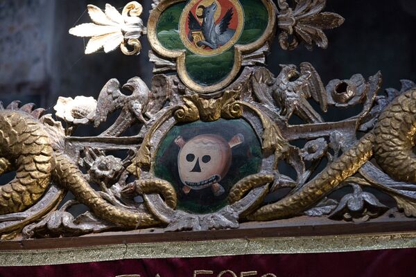 Cross with the image of the Crucifixion of Christ, detail