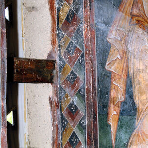 Ornamental band in the dome window