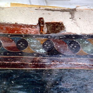 Ornamental band in the dome window